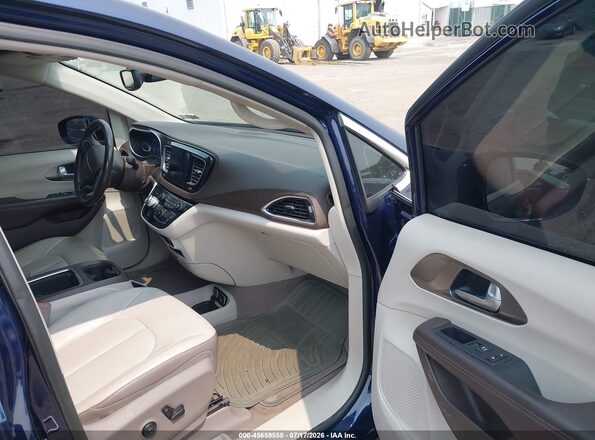 2C4RC1EG5HR531416 2017 CHRYSLER PACIFICA Синий Вид салона спереди