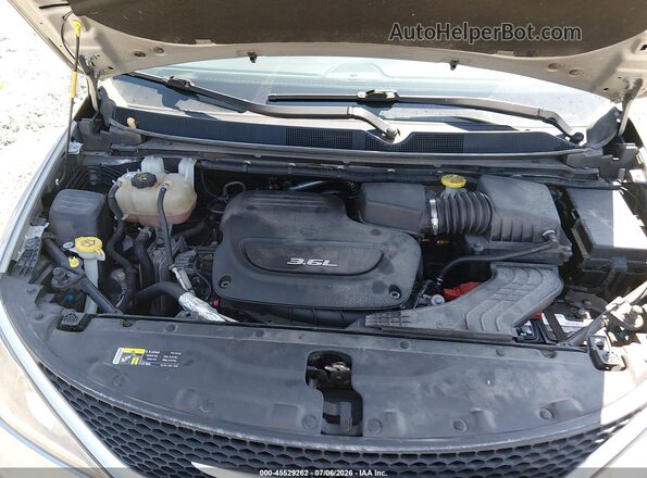 2C4RC1EG5HR665701 2017 CHRYSLER PACIFICA Silver Հետևի տեսք