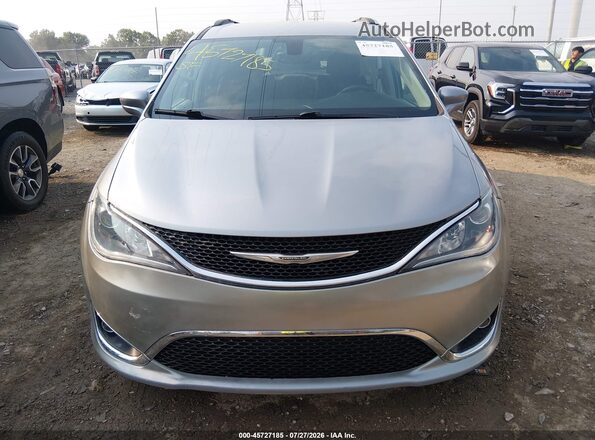 2C4RC1EG5HR827150 2017 CHRYSLER PACIFICA Silver Սարքավորումների վահանակի տեսք
