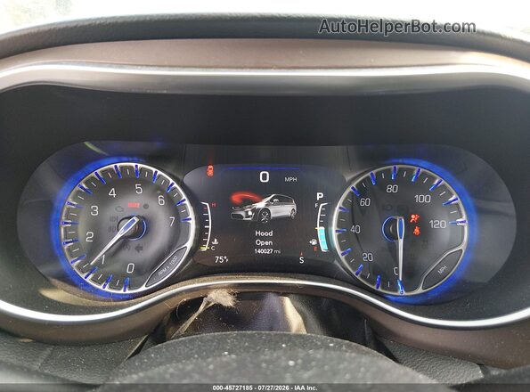 2C4RC1EG5HR827150 2017 CHRYSLER PACIFICA Silver Հետևի նստատեղերի տեսք