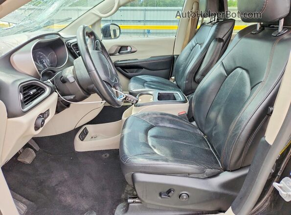 2C4RC1EG5LR104455 2020 CHRYSLER PACIFICA Black Widok wnętrza z przodu