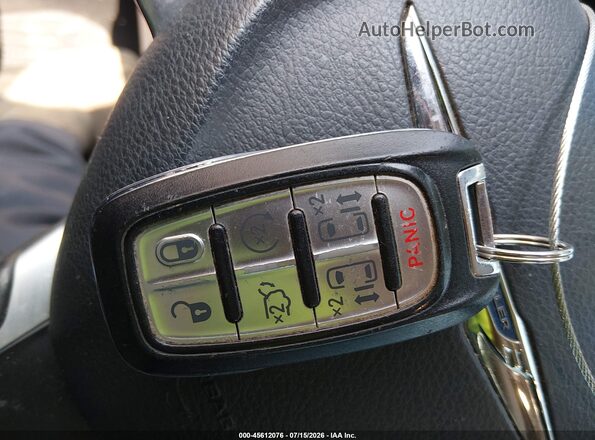 2C4RC1EG6HR551156 2017 CHRYSLER PACIFICA Black Вид панелі приладів