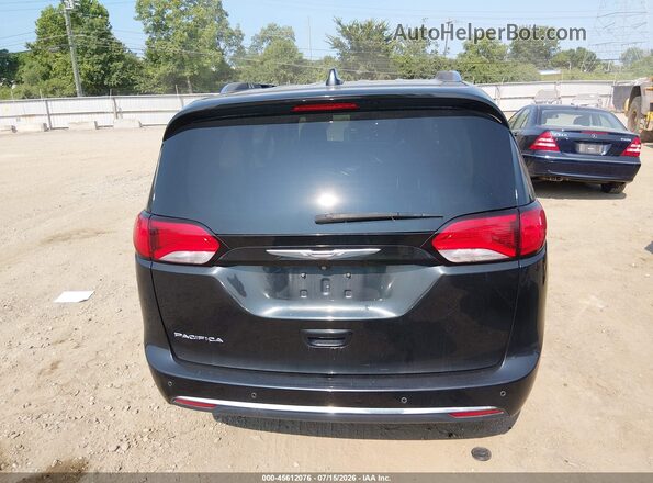 2C4RC1EG6HR551156 2017 CHRYSLER PACIFICA Black 