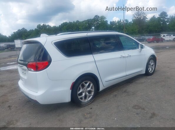 2C4RC1EG6HR585369 2017 CHRYSLER PACIFICA White Задня права чверть
