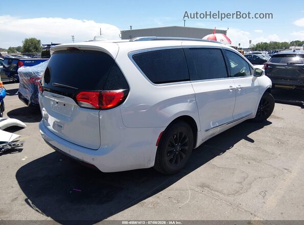 2C4RC1EG6JR154231 2018 CHRYSLER PACIFICA White Rear right