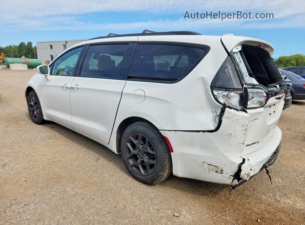 2C4RC1EG6JR252773 2018 CHRYSLER PACIFICA White Rear left