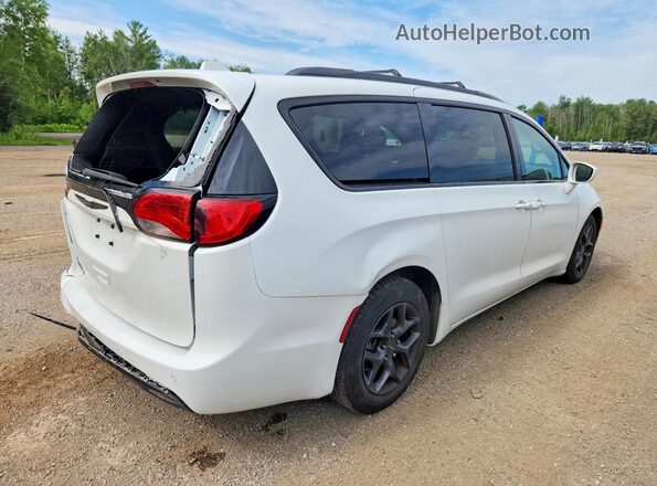2C4RC1EG6JR252773 2018 CHRYSLER PACIFICA White Rear right