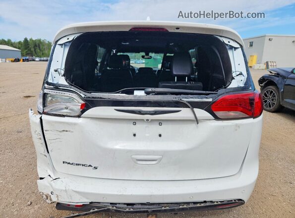2C4RC1EG6JR252773 2018 CHRYSLER PACIFICA White Rear view