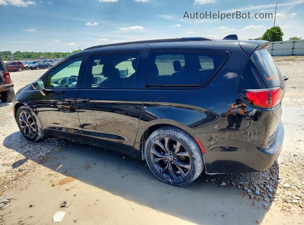 2C4RC1EG7JR168249 2018 CHRYSLER PACIFICA Черный Задняя левая четверть