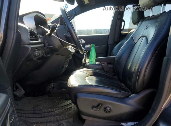 2C4RC1EG7JR289363 2018 CHRYSLER PACIFICA Серый Вид салона спереди