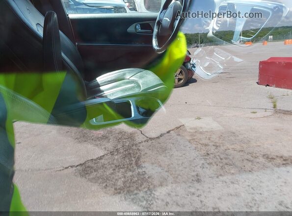 2C4RC1EG7KR733536 2019 CHRYSLER PACIFICA Бежевый Вид салона спереди