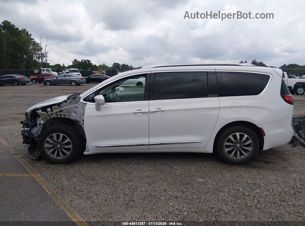 2C4RC1EG7LR252557 2020 CHRYSLER PACIFICA White 