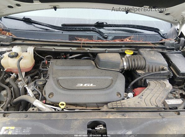 2C4RC1EG8HR635530 2017 CHRYSLER PACIFICA Tan Հետևի տեսք