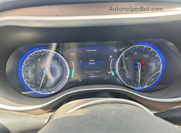 2C4RC1EG8HR782267 2017 CHRYSLER PACIFICA White Սարքավորումների վահանակի տեսք