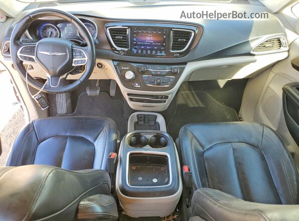 2C4RC1EG8HR782267 2017 CHRYSLER PACIFICA White Առջևի վահանակի տեսք