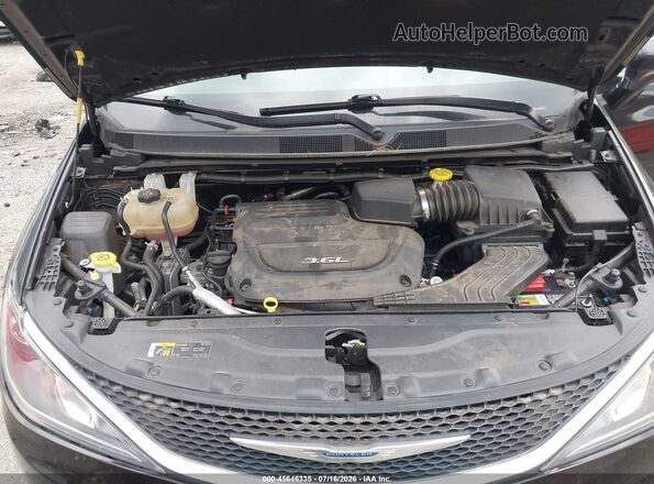 2C4RC1EG8JR139603 2018 CHRYSLER PACIFICA Black Rear view