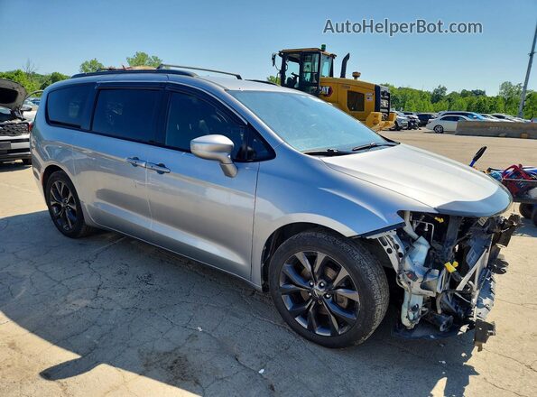 2C4RC1EG8JR228961 2018 CHRYSLER PACIFICA Silver Առջևի աջ