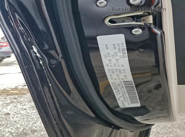 2C4RC1EG8JR235392 2018 CHRYSLER PACIFICA Black Vista de la etiqueta del VIN