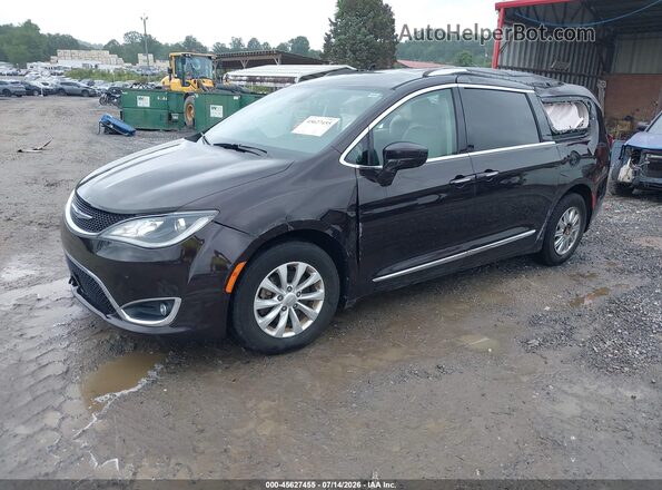 2C4RC1EG8JR352180 2018 CHRYSLER PACIFICA Black Front left