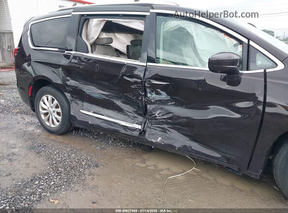 2C4RC1EG8JR352180 2018 CHRYSLER PACIFICA Black Front view