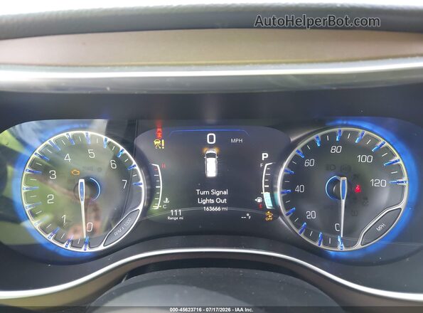 2C4RC1EG9HR525005 2017 CHRYSLER PACIFICA Бордовый Вид задних сидений