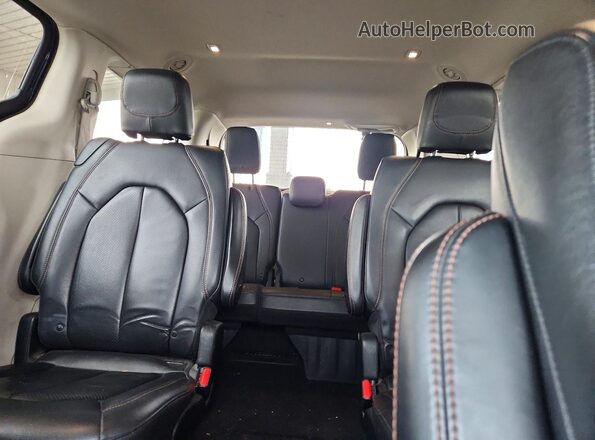 2C4RC1EG9HR669802 2017 CHRYSLER PACIFICA Blue უკანა სავარძლების ხედი