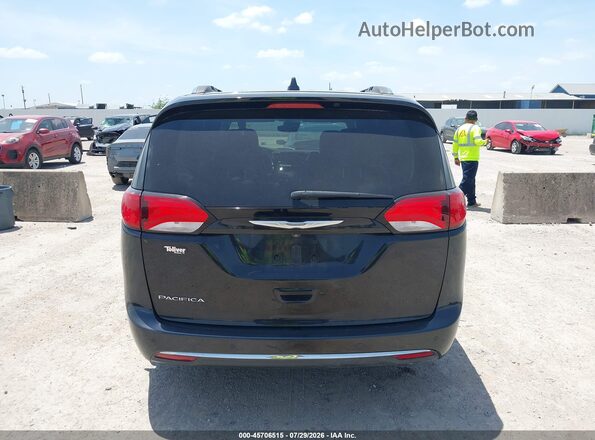 2C4RC1EG9HR683988 2017 CHRYSLER PACIFICA Black 