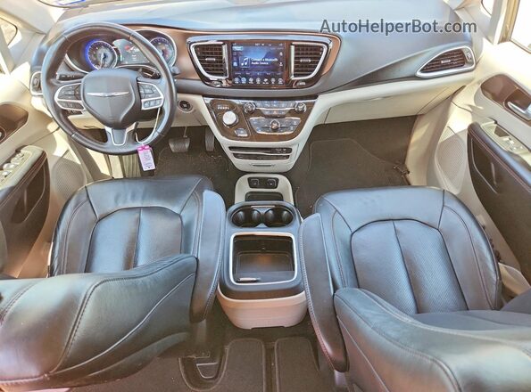 2C4RC1EG9HR729092 2017 CHRYSLER PACIFICA Black Widok deski rozdzielczej