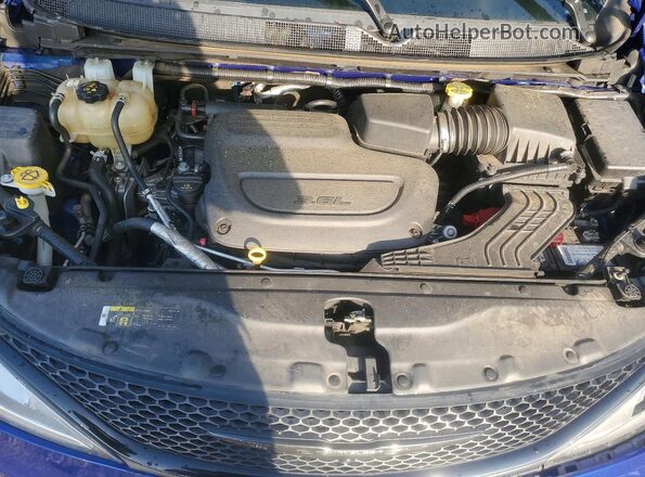 2C4RC1EG9KR548646 2019 CHRYSLER PACIFICA Синий Вид подкапотного пространства