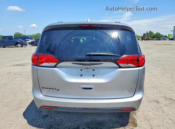 2C4RC1EG9LR250731 2020 CHRYSLER PACIFICA Silver Rear view