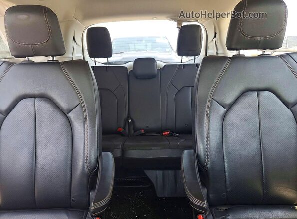 2C4RC1EG9LR281719 2020 CHRYSLER PACIFICA Белый Вид задней части салона