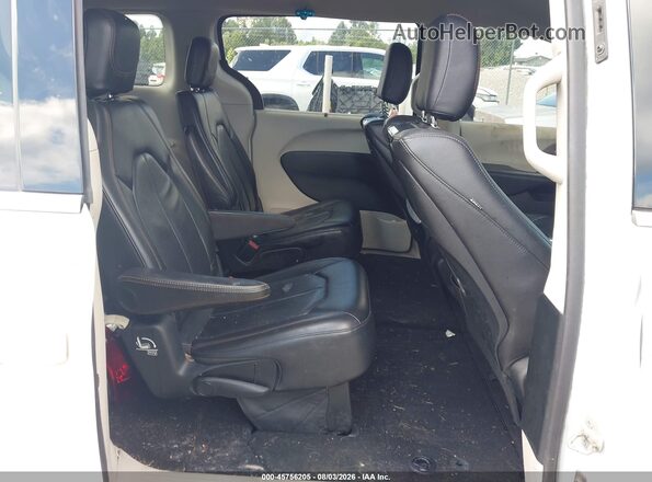 2C4RC1EGXJR295125 2018 CHRYSLER PACIFICA White Widok naklejki z numerem VIN