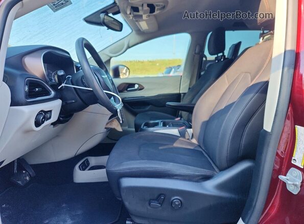 2C4RC1FG0JR117884 2018 CHRYSLER PACIFICA Burgundy Vista interior delantera