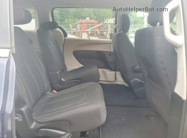 2C4RC1FG0JR317874 2018 CHRYSLER PACIFICA Blue Rear seats view