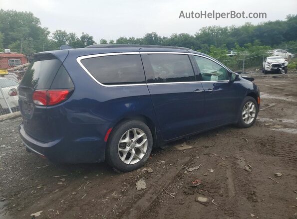 2C4RC1FG0JR317874 2018 CHRYSLER PACIFICA Blue Rear right