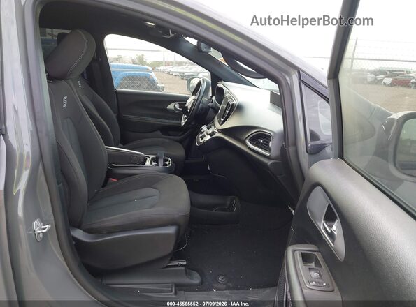 2C4RC1FG0LR249711 2020 CHRYSLER PACIFICA Gray Vista interior delantera