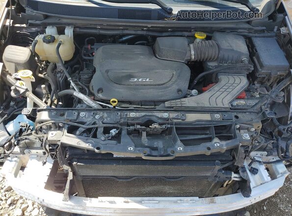 2C4RC1FG1JR316667 2018 CHRYSLER PACIFICA Желто-коричневый Вид подкапотного пространства
