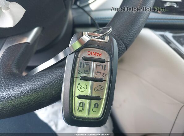 2C4RC1FG1MR510197 2021 CHRYSLER PACIFICA Белый Вид панели приборов