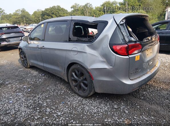 2C4RC1FG2JR358281 2018 CHRYSLER PACIFICA Silver Задня ліва чверть