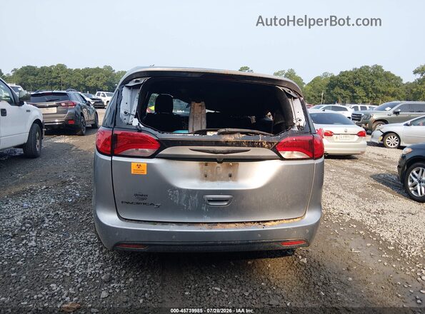 2C4RC1FG2JR358281 2018 CHRYSLER PACIFICA Silver 