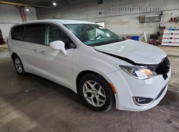 2C4RC1FG4JR125938 2018 CHRYSLER PACIFICA White Передня права чверть