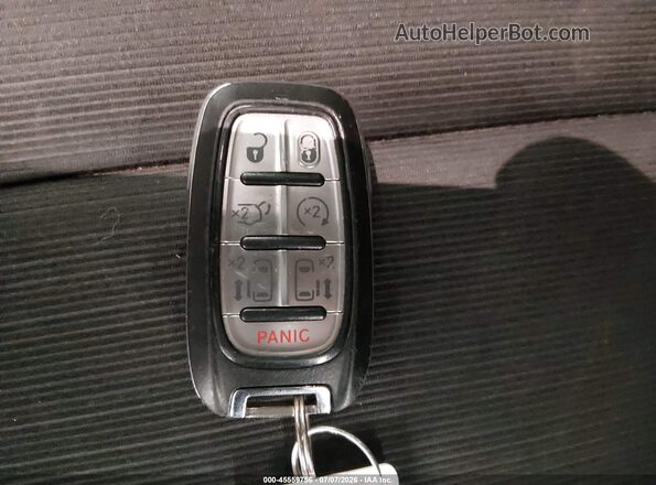 2C4RC1FG4JR278870 2018 CHRYSLER PACIFICA White Widok deski rozdzielczej