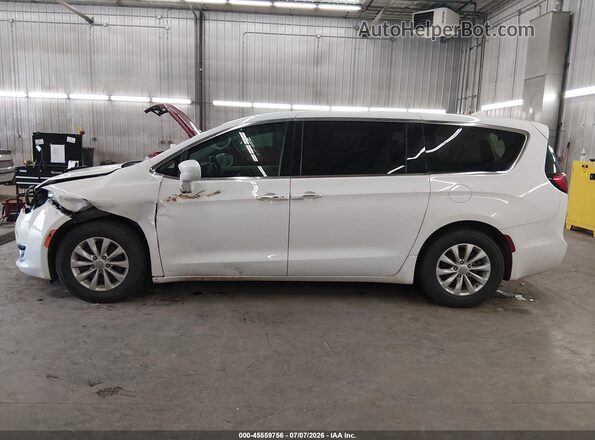 2C4RC1FG4JR278870 2018 CHRYSLER PACIFICA White 