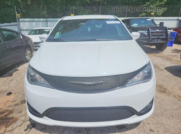 2C4RC1FG5JR235381 2018 CHRYSLER PACIFICA White Front view