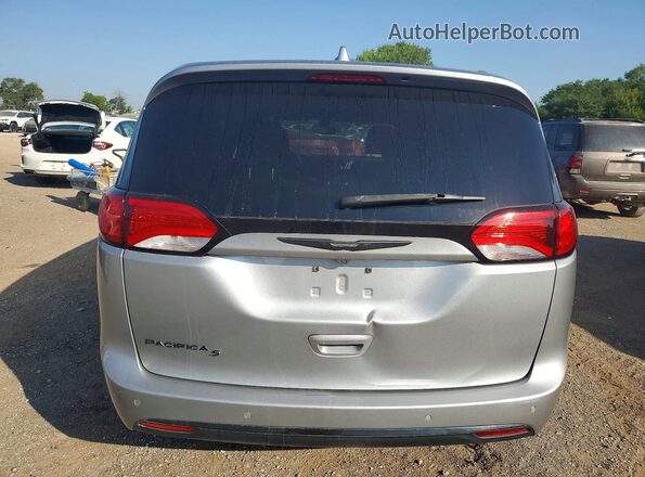 2C4RC1FG5JR272883 2018 CHRYSLER PACIFICA Silver Rear view