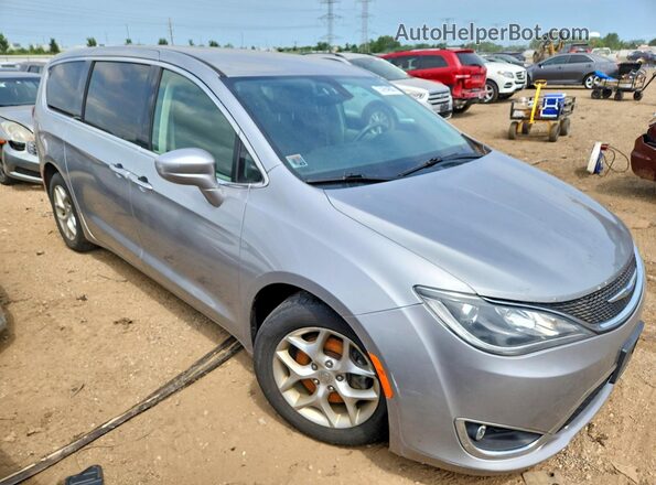 2C4RC1FG5JR277677 2018 CHRYSLER PACIFICA Silver Առջևի աջ