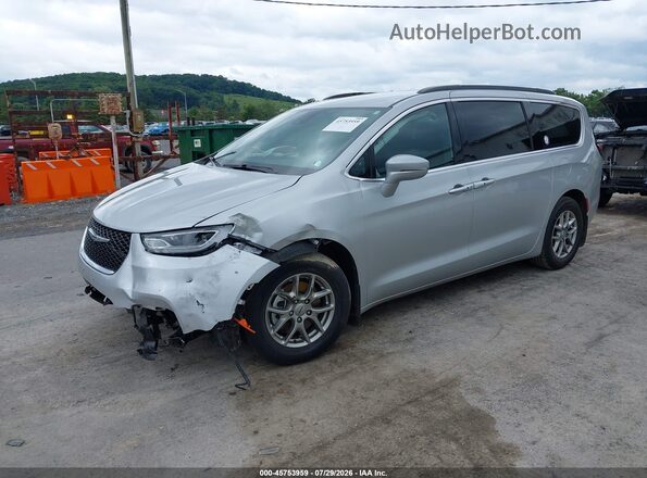 2C4RC1FG5NR135528 2022 CHRYSLER PACIFICA Silver Vista tres cuartos delantera izquierda