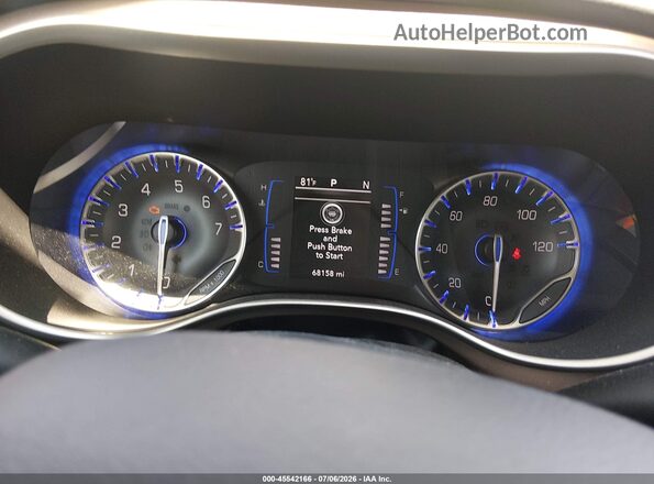 2C4RC1FG6JR315871 2018 CHRYSLER PACIFICA Gray Widok tylnych siedzeń