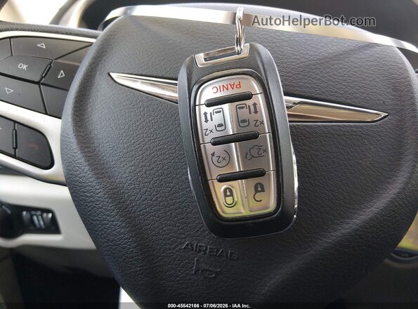2C4RC1FG6JR315871 2018 CHRYSLER PACIFICA Gray Widok deski rozdzielczej