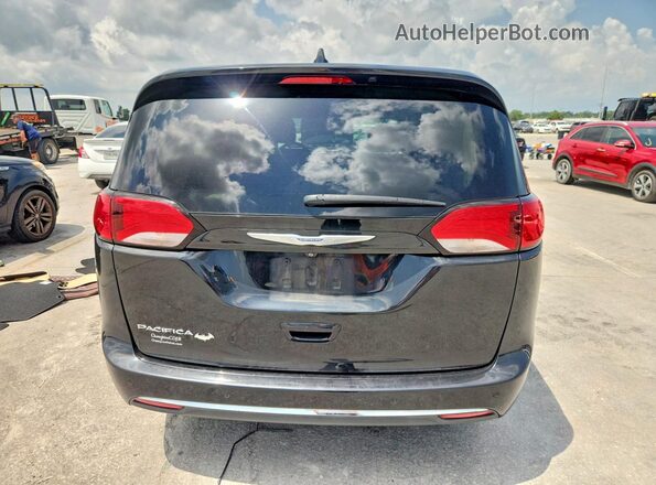 2C4RC1FG7LR148004 2020 CHRYSLER PACIFICA Black Rear view